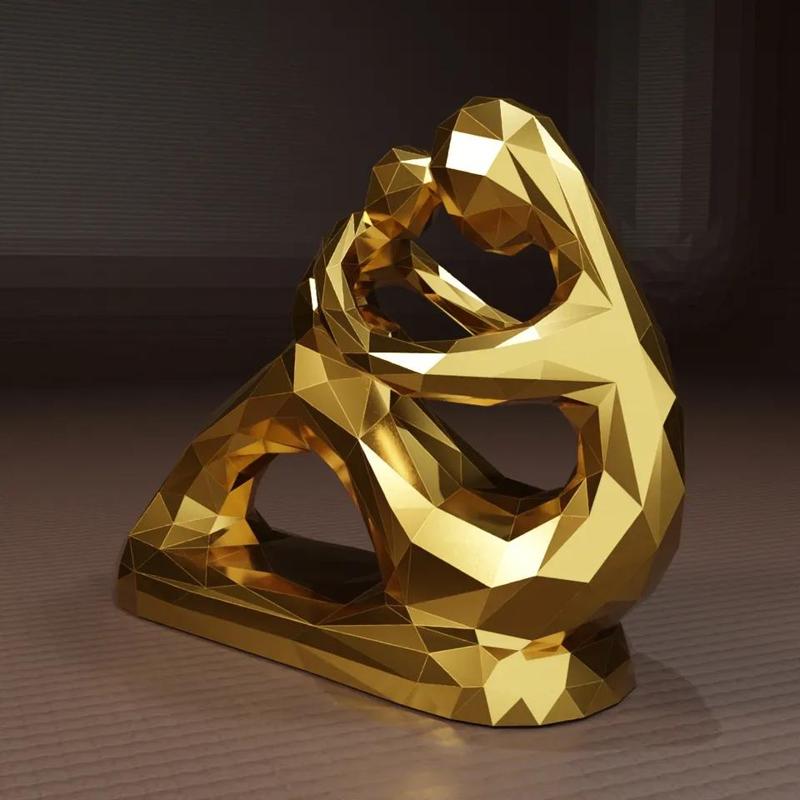 Mother and child low poly sculture – mothers day