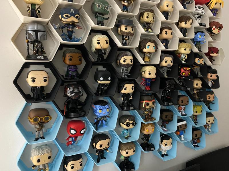 FUNKO Honeycomb Shelf