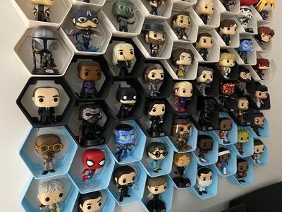 FUNKO Honeycomb Shelf