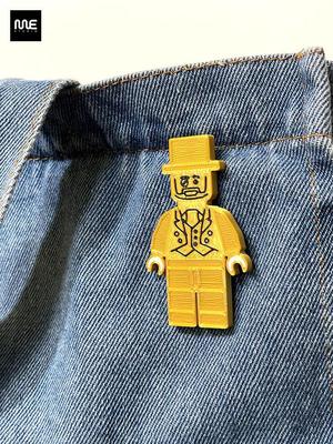 [FREE 1 DESIGN] LE-GO Mini-Figures Mr Gold Double Pins