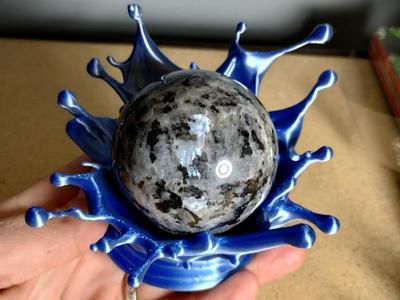 Splash Sphere Holder