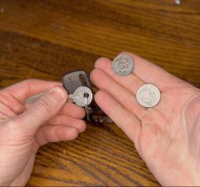 Keychain Quarter Holder for Aldi, gumball or Coin Kiddie Rides
