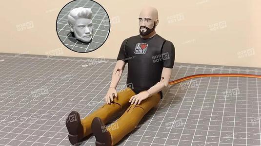 1/10 Turning Head RC Driver With Movable Arms
