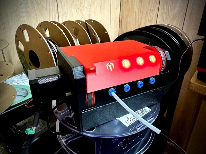 ArmoredTurtle HTLF “frame_right”  modified for USB