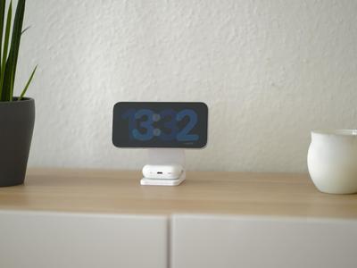 iPhone Magsafe Stand (incl. Airpods charging)