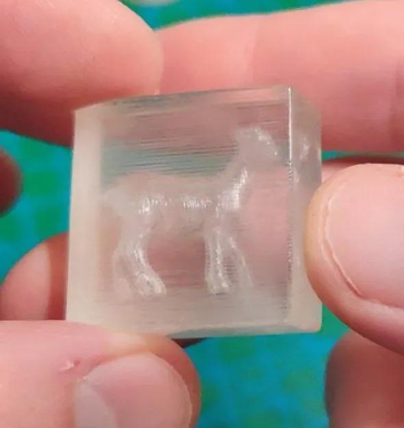 How to print "holograms" inside "glass"   