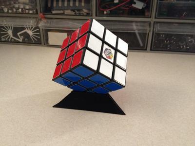 Rubik's Cube Puzzle Stand
