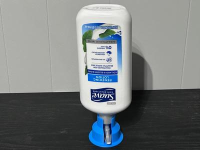 Pump Bottle Stand Inverted – to get the last drips