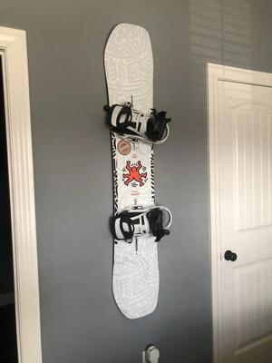 Snowboard Wall Mount V3