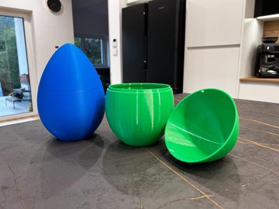 Easter basket, big egg with snap lock