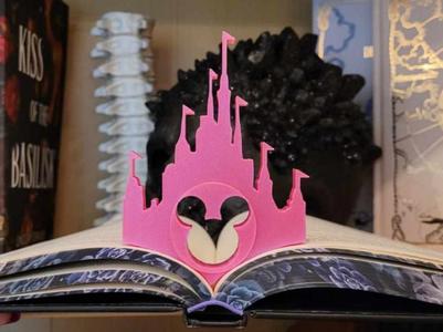 Disney – Castle – Page Holder (Adults & Kids)