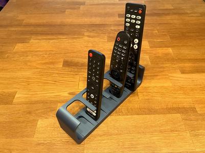 FIVE simply modern Remote Holder