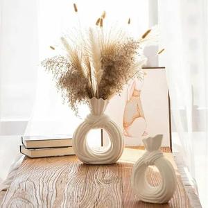Chelity Modern decorative vase