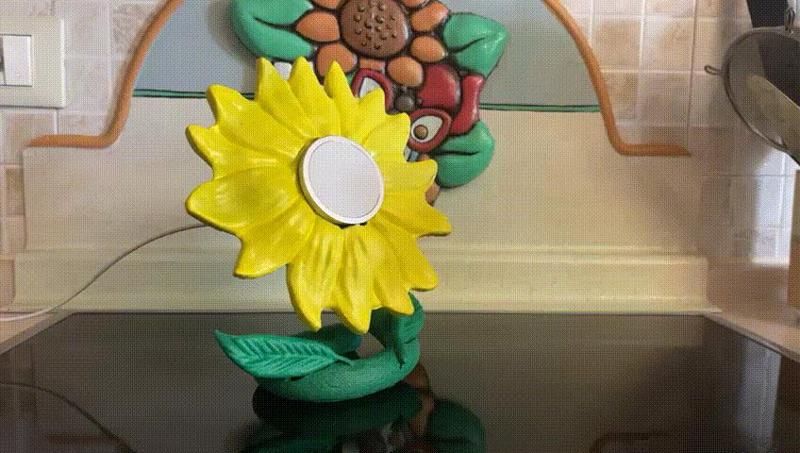 MagSafe Stand for IPhone in the Shape of Sunflower