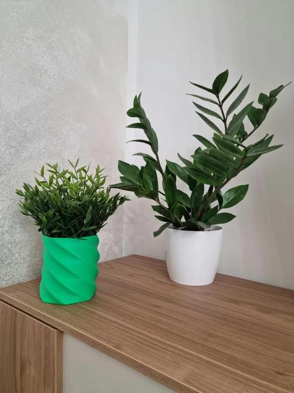 Heptagonal Vase