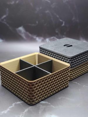 Honeycomb Pattern Big Storage Box with Easy-Access Lid and X Divider