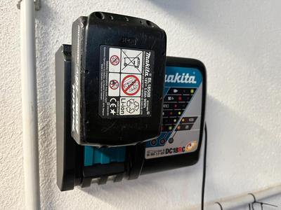 Makita DC18RC Belt Clip Charger