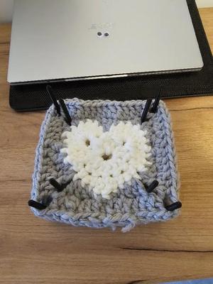 Crocheting Board with Grid Template – 3D Printed Crocheting Tool