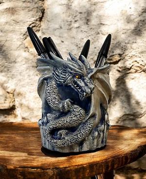 Dragon Pen Pot Holder