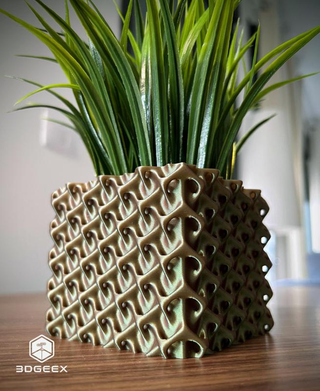 Quadraflow Vase