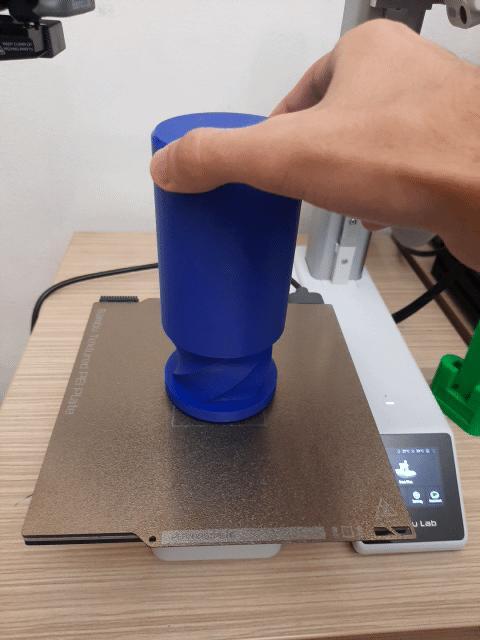 Customizable Screw Storage Container