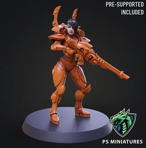 Space Elf Female Soldier Pose 1 – 8 Variants and 2 Pinups