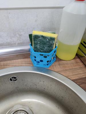 Scourer support – hexagonal grid