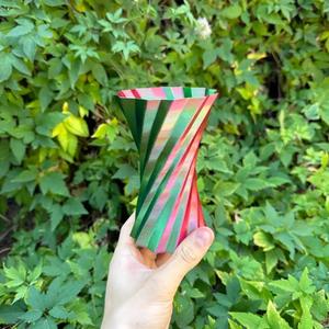 Spiral vase