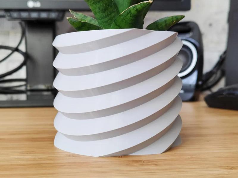 Orbit Plant pot and Planter – Vase mode design