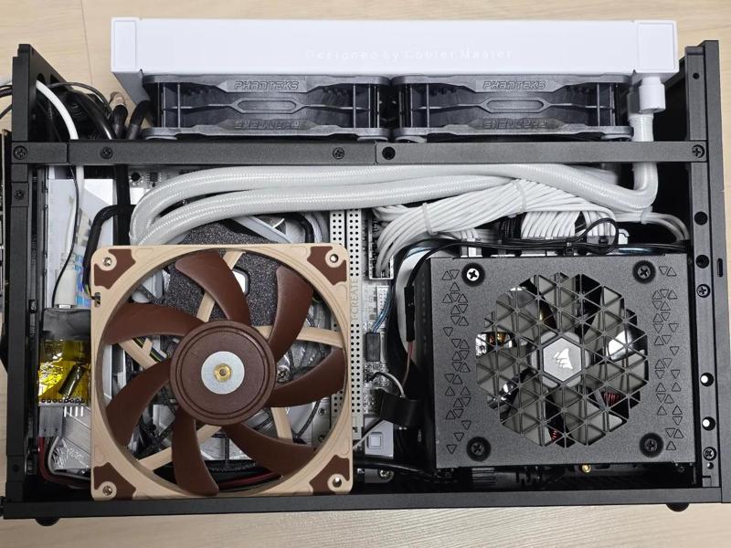CoolerMaster MasterLiquid ATMOS front side 120mm fan bracket for SFF PC (FormD T1)