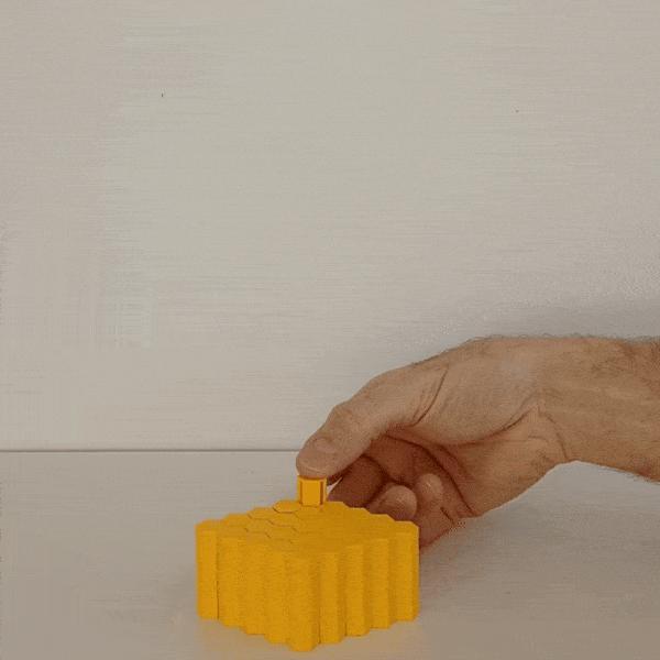 Extreme hexagon sliding fidget toy