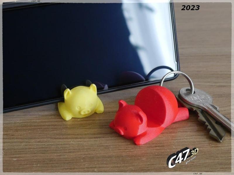 Piggy Phone Stand / Keyring