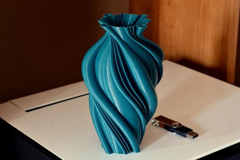 Vase 538