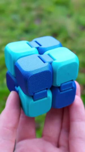 Infinity Cube – Print in Place Fidget Toy