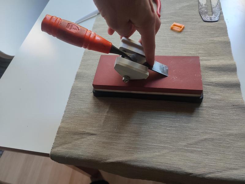 Chisel/ handplane blade sharpening jig