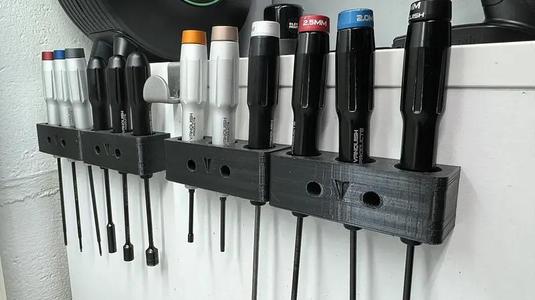 Vanquish Tool Holder