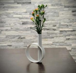 Modern circle vase