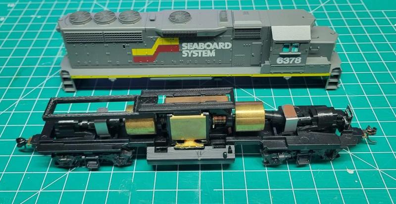 Athearn HO Blue Box Locomotive DCC and Speaker Mount