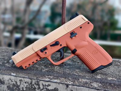 FN Five Seven 57 Toy pistol(No move or launch)