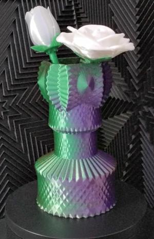 Mace Vase