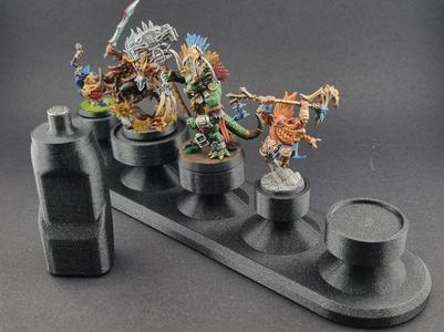 MODULAR MAGNETIC MINIATURE PAINT & AIRBRUSH HOLDER