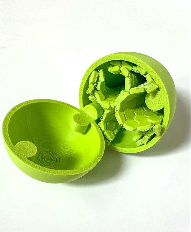 Green Eggs (requires mesh fabric), Slinky Ham and Plate