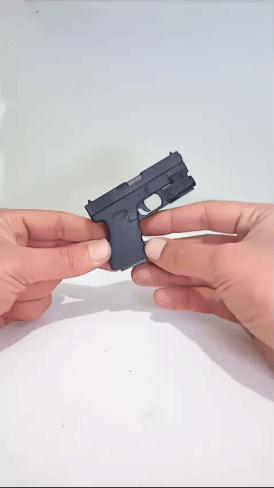 GLOCK 19 GUN AND LASER