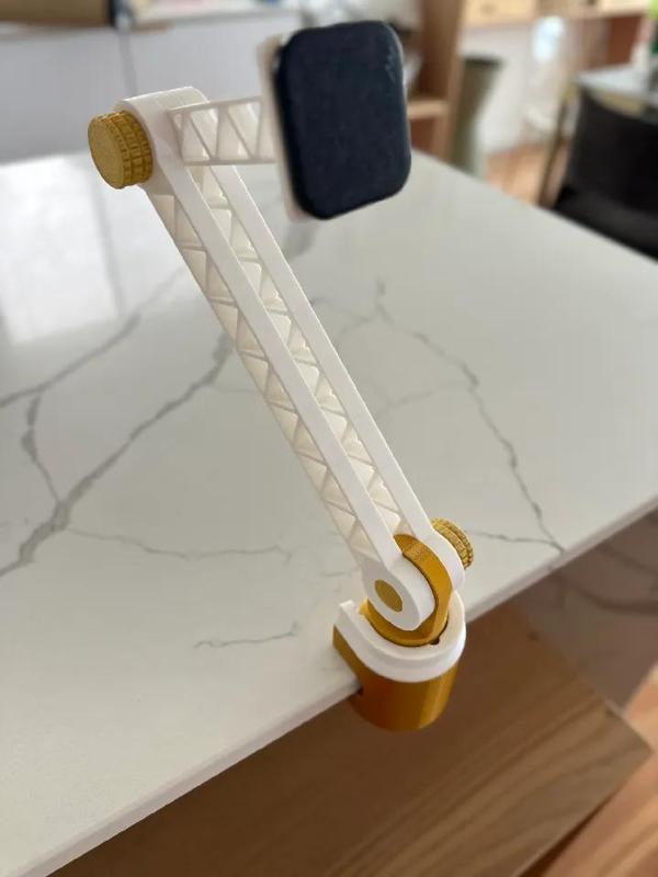 Phone and arm mount system 20mm holes with printable screws