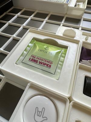 Gridfinity Lens Wipe Holder 2x2x3