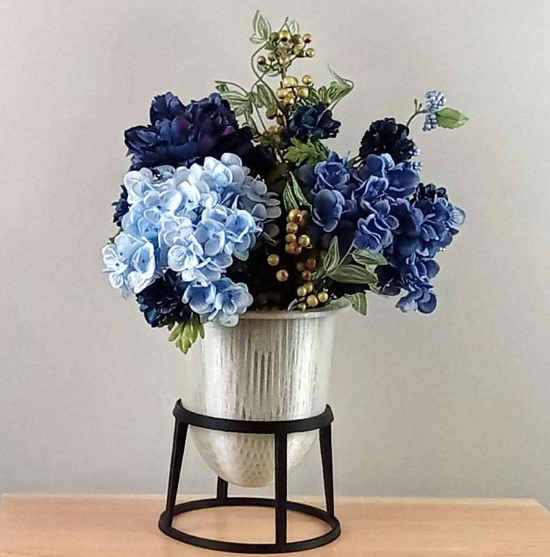 Yuko Vase