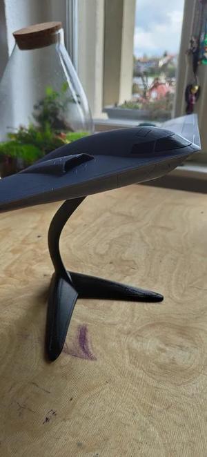 B-2 Spirit airplane stand – classic design