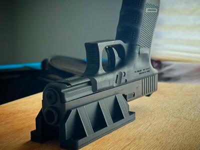 G19/G17 Magnetic Quick Draw Magnetic Mount