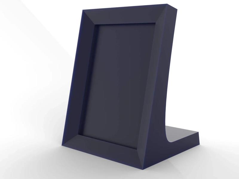 A 5-inch upright photo frame that can accommodate a 3.7mm glass plate