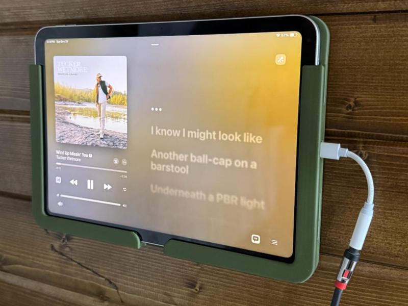 iPad 10th Gen Wall Mount